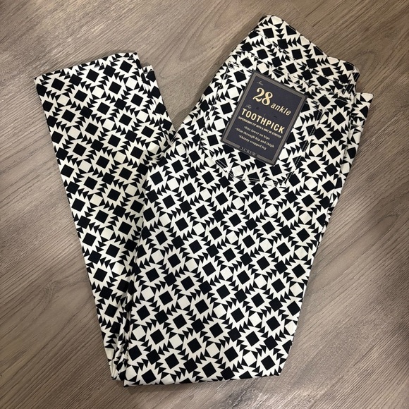 J. Crew Denim - J. Crew Toothpick Black White Geometric Jeans Sz 28 Retro Grunge Skinny Mid Rise